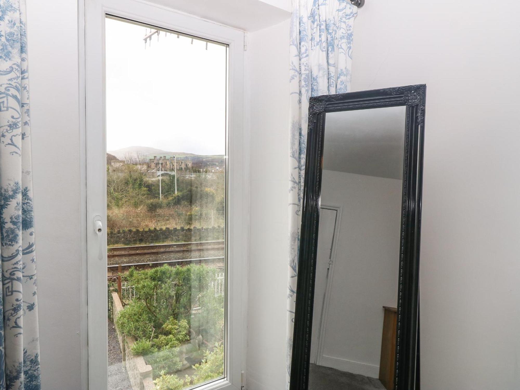 Platform 13 Railway Cottage Llandudno Junction Zewnętrze zdjęcie